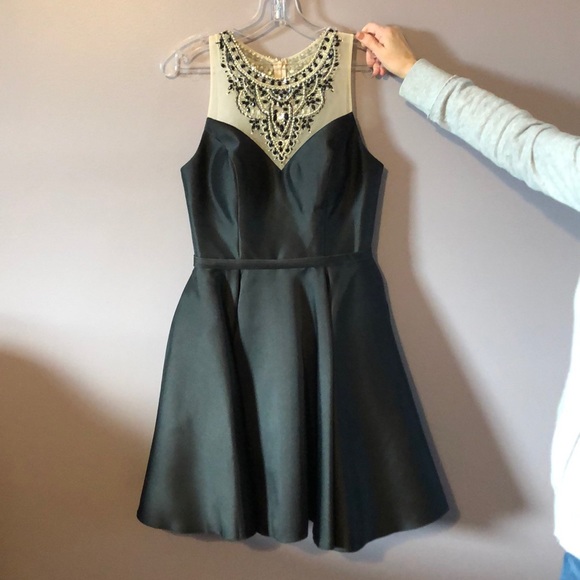 Homecoming dresses - Picture 4 of 5